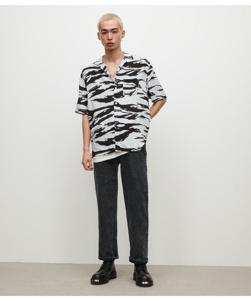 ALLSAINTS（オールセインツ）の「REEVES LOOSE FIT JEANS, WASHED BLACK | REEVES ルーズフィット ジーンズ, ウォッシュド ブラック（デニムパンツ・メンズ・ブラック・32/30/28/31）」の6枚目の写真