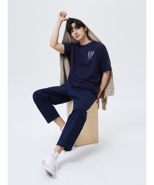 GAP（ギャップ）の「ソフトジャージー Gapロゴtシャツ (ユニセックス)（Tシャツ/カットソー・メンズ・ホワイト/ネイビー/パープル系その他/オレンジ系その他・S/M/L/XL/XS/XXS）」の13枚目の写真