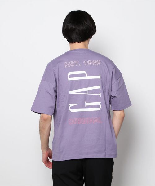 GAP（ギャップ）の「ソフトジャージー Gapロゴtシャツ (ユニセックス)（Tシャツ/カットソー・メンズ・ホワイト/ネイビー/パープル系その他/オレンジ系その他・S/M/L/XL/XS/XXS）」の7枚目の写真