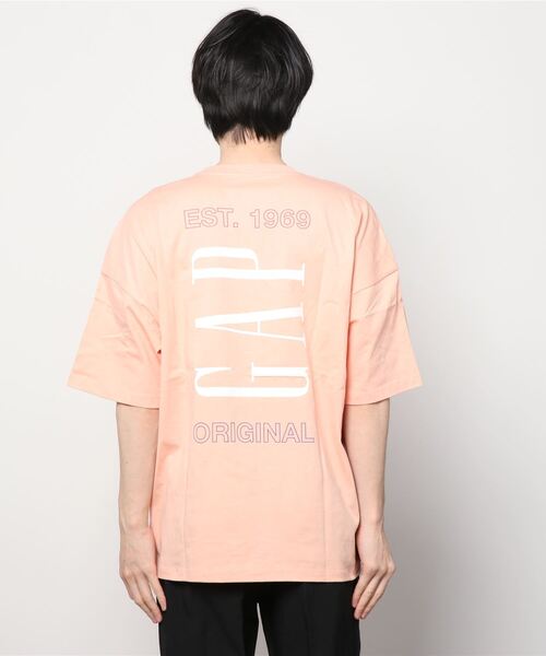 GAP（ギャップ）の「ソフトジャージー Gapロゴtシャツ (ユニセックス)（Tシャツ/カットソー・メンズ・ホワイト/ネイビー/パープル系その他/オレンジ系その他・S/M/L/XL/XS/XXS）」の9枚目の写真