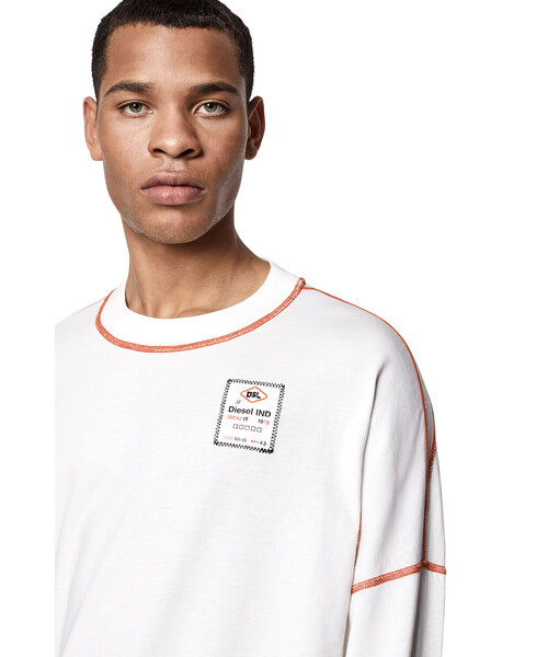 DIESEL（ディーゼル）の「メンズ Tシャツ ロンT オーバーサイズ（Tシャツ/カットソー・メンズ・ホワイト/ブラック・SMALL/XX-LARGE/LARGE/MEDIUM/X-LARGE/XXX-LARGE/X-SMALL）」の16枚目の写真