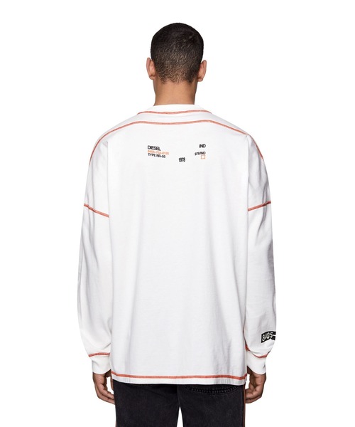 DIESEL（ディーゼル）の「メンズ Tシャツ ロンT オーバーサイズ（Tシャツ/カットソー・メンズ・ホワイト/ブラック・SMALL/XX-LARGE/LARGE/MEDIUM/X-LARGE/XXX-LARGE/X-SMALL）」の7枚目の写真