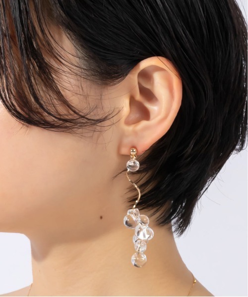 RANDA（ランダ）の「ウェーブクリアビーズピアス（ピアス（両耳用）・レディース・ブラウン/クリア・FREE）」の4枚目の写真