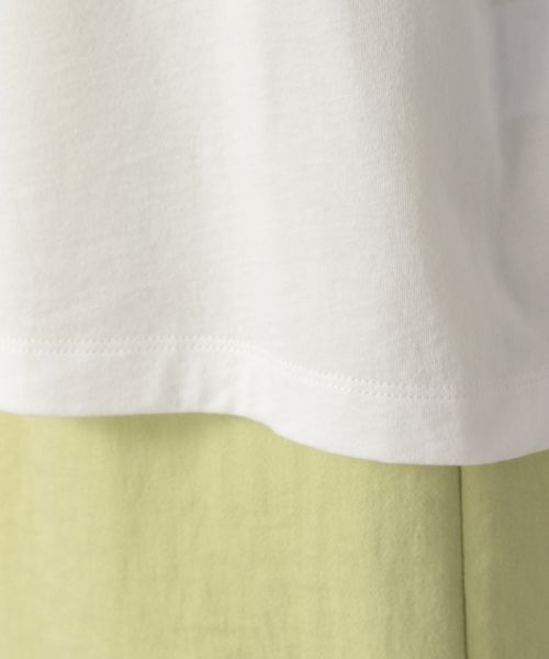 LOWRYS FARM（ローリーズファーム）の「シシュウロゴTシャツ 275246（Tシャツ/カットソー・レディース・ホワイト/ホワイト系その他/ブラック/ブルー・FREE）」の6枚目の写真