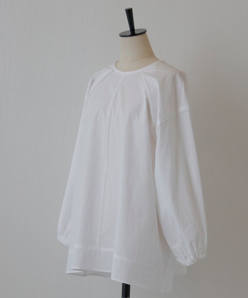 BEARDSLEY（ビアズリー）の「肩タックラグランブラウス（シャツ/ブラウス・レディース・ホワイト・FREE）」の6枚目の写真
