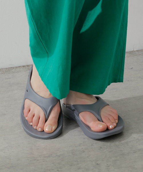 OOFOS（ウーフォス）の「OOFOS/サンダル（サンダル）」 - WEAR