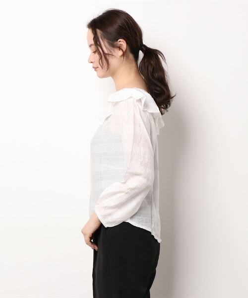 Twinkle;pm(トゥインクルピーエム)の「衿フリルブラウス(シャツ/ブラウス・レディース・ホワイト/ベージュ/レッド/ミント・FREE)」の5枚目の写真