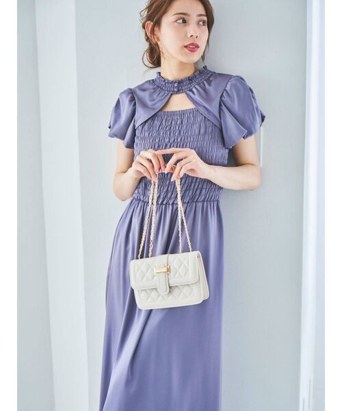 dazzlin(ダズリン)の「2WAYデコルテオープンギャザーワンピース(ワンピース・レディース・オフホワイト/ブラック/パープル/ブラウン・FREE)」の13枚目の写真