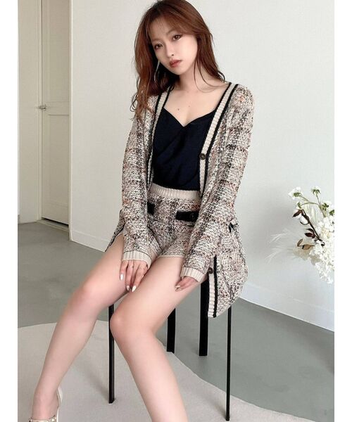 RESEXXY（リゼクシー）の「ギャザーデザインキャミソール（キャミソール・レディース・ブラック/ベージュ/イエロー・FREE）」の9枚目の写真