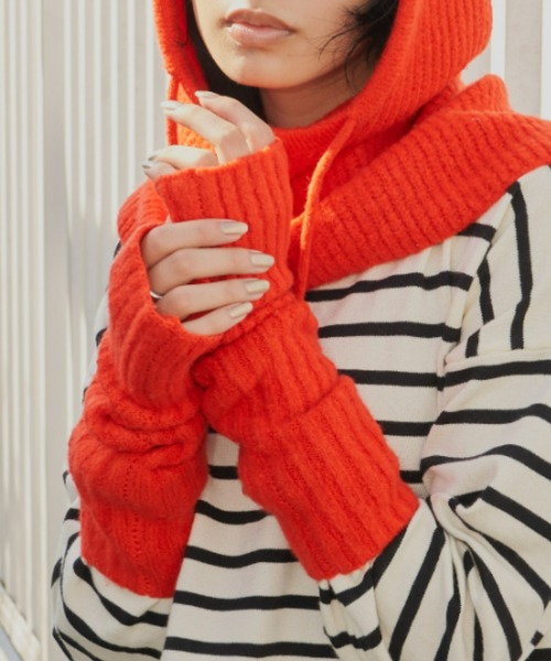 Auntie Rosa Holiday（アンティローザホリデー）の「ブークレリブアームウォーマー（アームカバー・レディース・ブラック/オレンジ/グリーン/ナチュラル・FREE）」の4枚目の写真