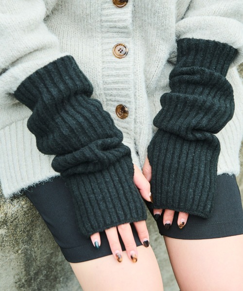 Auntie Rosa Holiday（アンティローザホリデー）の「ブークレリブアームウォーマー（アームカバー・レディース・ブラック/オレンジ/グリーン/ナチュラル・FREE）」の15枚目の写真