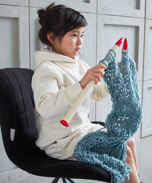 MAKE YOUR DAY(メイクユアデイ)の「キルティング後切替フーディー■80~140cm(パーカー・キッズ・アイボリー/チャコールグレー・80/90/100/110/120/130/140)」の9枚目の写真