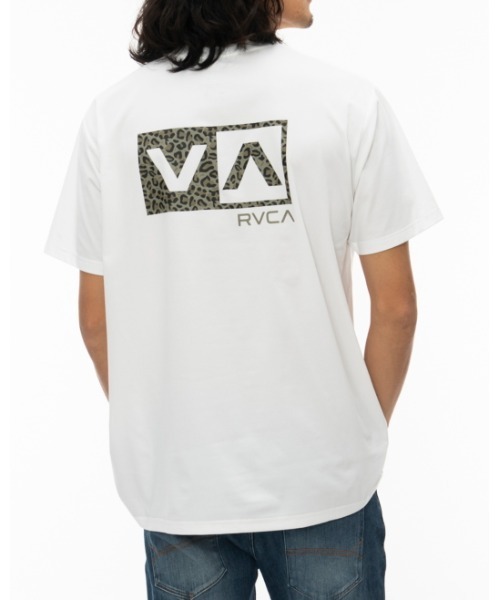 RVCA(ルーカ)の「RVCA メンズ 【SURF TEE】 BALANCE BOX Tシャツ【2022年夏モデル】/ルーカ水陸両用半袖Tシャツ(Tシャツ/カットソー・メンズ・ホワイト/ブラック/グレー系その他・SMALL/MEDIUM/LARGE/X-LARGE)」の2枚目の写真