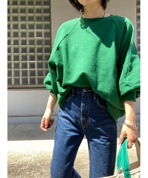 BLACK BY MOUSSY（ブラックバイマウジー）の「【WEB限定】volume sleeve sweat（ボリュームススリーブスウェット）（スウェット・レディース・ライトブラック/ベージュ/グリーン/パープル・FREE）」の10枚目の写真