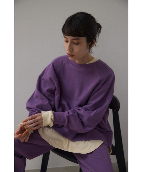 BLACK BY MOUSSY（ブラックバイマウジー）の「【WEB限定】volume sleeve sweat（ボリュームススリーブスウェット）（スウェット・レディース・ライトブラック/ベージュ/グリーン/パープル・FREE）」の7枚目の写真