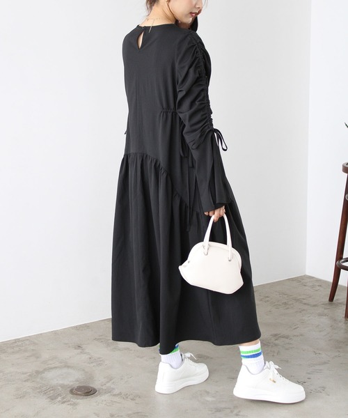 GeeRA(ジーラ)の「シャーリングワンピース(ワンピース・レディース・パープル/ブラック・LARGE/MEDIUM)」の13枚目の写真