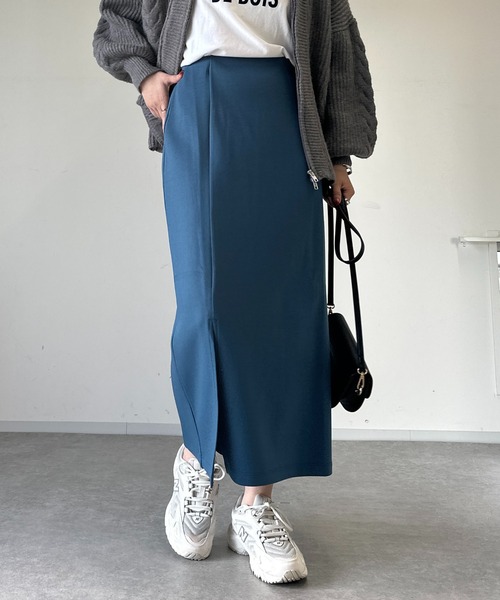 un dix cors（アンディコール）の「《美シルエットの高見えアイテム》スリットダンボールナロースカート（スカート・レディース・ブラック/ブラウン/ピンク/オレンジ/ベージュ系その他/ブルー/チャコールグレー/グリーン/レッド/ネイビー/モカ/オレンジ系その他2/カーキ/オレンジ系その他3・FREE/S）」の8枚目の写真