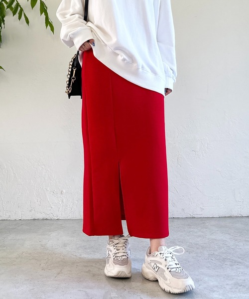 un dix cors（アンディコール）の「《美シルエットの高見えアイテム》スリットダンボールナロースカート（スカート・レディース・ブラック/ブラウン/ピンク/オレンジ/ベージュ系その他/ブルー/チャコールグレー/グリーン/レッド/ネイビー/モカ/オレンジ系その他2/カーキ/オレンジ系その他3・FREE/S）」の11枚目の写真