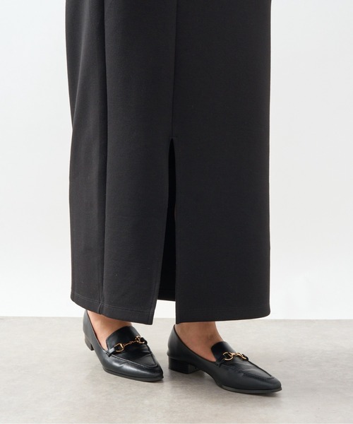 un dix cors（アンディコール）の「《美シルエットの高見えアイテム》スリットダンボールナロースカート（スカート・レディース・ブラック/ブラウン/ピンク/オレンジ/ベージュ系その他/ブルー/チャコールグレー/グリーン/レッド/ネイビー/モカ/オレンジ系その他2/カーキ/オレンジ系その他3・FREE/S）」の22枚目の写真