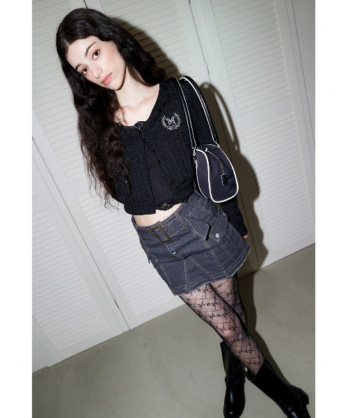 FANCY CLUB(ファンシークラブ)の「A'GEM/9 × .kom『 FANCY CLUB/ファンシークラブ』BAY LEAF BUTTON CARDIGAN/ベイリーフボタンカーディガン(カーディガン/ボレロ・レディース・ブラック/ライトグリーン・FREE)」の12枚目の写真