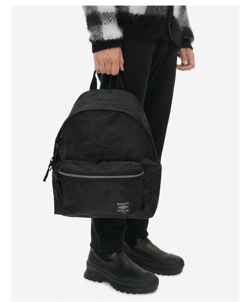 Maison Kitsune（メゾンキツネ）の「MKxEASTPAK PADDED BACKPACK（バックパック/リュック・メンズ・ブラック・U）」の6枚目の写真