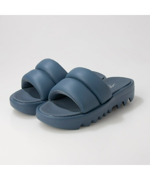 Reebok（リーボック）の「カーディB  カーディ スライド / Cardi B CARDI SLIDE（サンダル・レディース・レッド/ブルー/ブラック・23.0cm/24.0cm/25.0cm/26.0cm/27.0cm/22.0cm）」の4枚目の写真