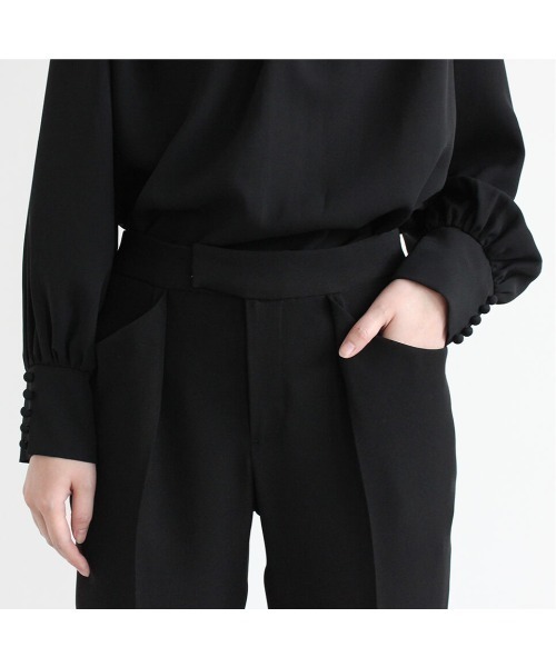 kaene（カエン）の「タックテーパードパンツ［ブラックフォーマル対応］（スラックス・レディース・ブラック・38/36/40）」の7枚目の写真