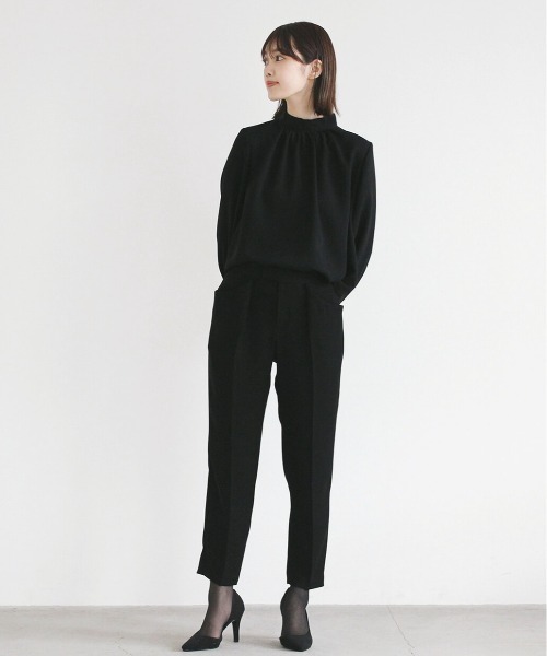 kaene（カエン）の「タックテーパードパンツ［ブラックフォーマル対応］（スラックス・レディース・ブラック・38/36/40）」の6枚目の写真