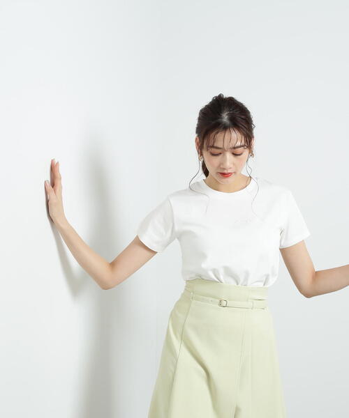 JILL by JILL STUART（ジルバイジルスチュアート）の「２３シシュウロゴＴシャツ（Tシャツ/カットソー・レディース・ホワイト系その他/ベージュ/ホワイト/ブラック・FREE）」の11枚目の写真