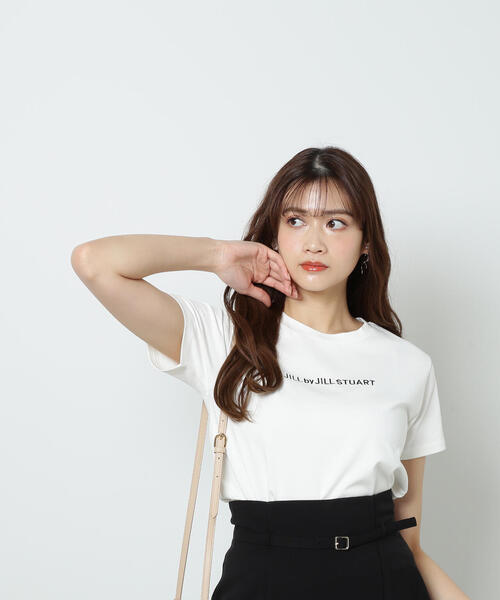 JILL by JILL STUART（ジルバイジルスチュアート）の「２３シシュウロゴＴシャツ（Tシャツ/カットソー・レディース・ホワイト系その他/ベージュ/ホワイト/ブラック・FREE）」の16枚目の写真