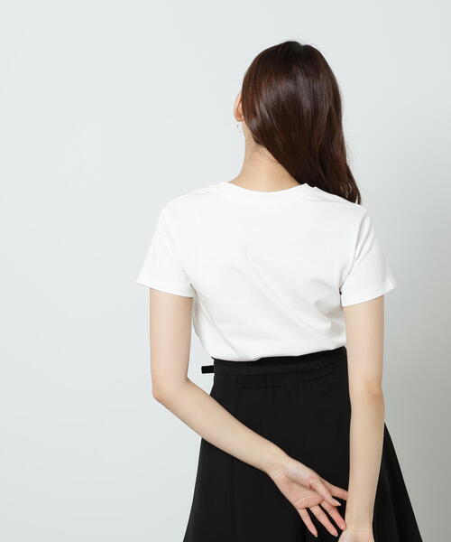 JILL by JILL STUART（ジルバイジルスチュアート）の「２３シシュウロゴＴシャツ（Tシャツ/カットソー・レディース・ホワイト系その他/ベージュ/ホワイト/ブラック・FREE）」の20枚目の写真