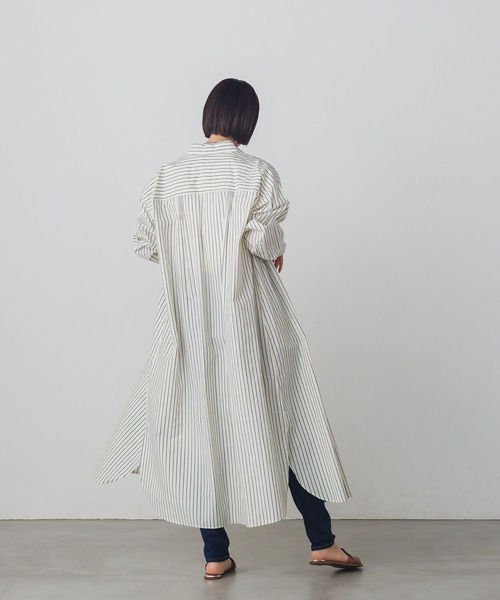 lil nina(リルニーナ)の「綿100% ストライプ タイプライター 長袖シャツワンピース(シャツワンピース・レディース・パープル/オフホワイト/グリーン・FREE)」の5枚目の写真