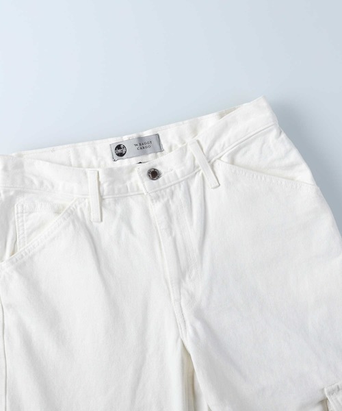 Levi's（リーバイス）の「【Levi's】シルバータブカーゴパンツ（カーゴパンツ・レディース・ホワイト・24inch/26inch/27inch/25inch）」の5枚目の写真