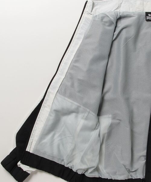LONSDALE(ロンズデール)の「LONSDALE 裏メッシュ ナイロン ワッシャー ジャンパー ボリュームスリーブ トラックジャケット(ナイロンジャケット・メンズ・グレー/オフホワイト/ブラック・M/L/LL)」の6枚目の写真