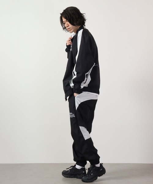 LONSDALE(ロンズデール)の「LONSDALE 裏メッシュ ナイロン ワッシャー ジャンパー ボリュームスリーブ トラックジャケット(ナイロンジャケット・メンズ・グレー/オフホワイト/ブラック・M/L/LL)」の19枚目の写真