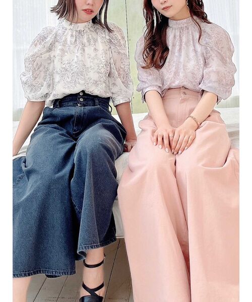 dazzlin（ダズリン）の「トーンフラワーギャザーブラウス（シャツ/ブラウス・レディース・オフホワイト/パープル/ピンク/チャコールグレー・FREE）」の6枚目の写真