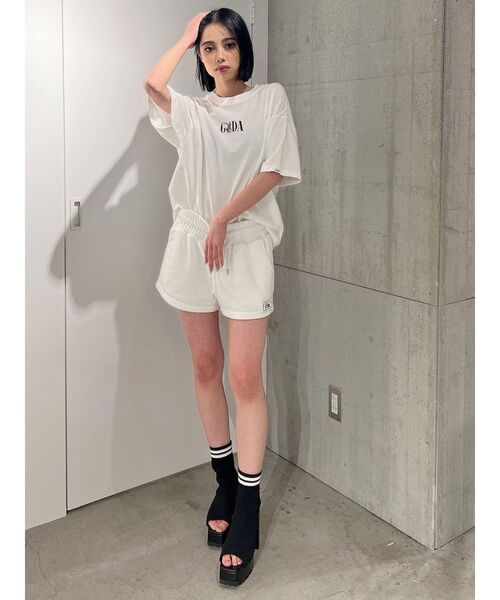 GYDA（ジェイダ）の「GYDAシリコンパッチスウェットショートパンツ（スウェットパンツ・レディース・グレー/オフホワイト・FREE）」の8枚目の写真