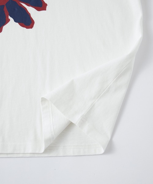 MONO-MART LADY'S(モノマートレディース)の「ヴィンテージライクフラワープリントリンガーTシャツ(Tシャツ/カットソー・レディース・ネイビー/ブラウン/ネイビー系/ワイン系/チャコールグレー/ネイビー系1/ワイン系1/グレー系1/ネイビー系2・FREE)」の16枚目の写真