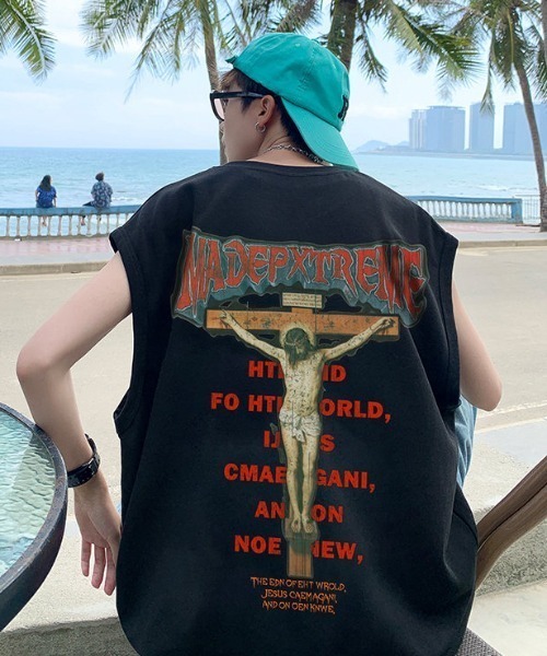 MGV（エムジーヴィー）の「バックプリントノースリーブ（タンクトップ・メンズ・ブルー/ブラック/ホワイト・MEDIUM/LARGE/X-LARGE）」の4枚目の写真