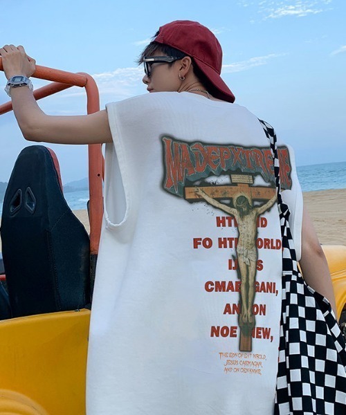 MGV（エムジーヴィー）の「バックプリントノースリーブ（タンクトップ・メンズ・ブルー/ブラック/ホワイト・MEDIUM/LARGE/X-LARGE）」の10枚目の写真