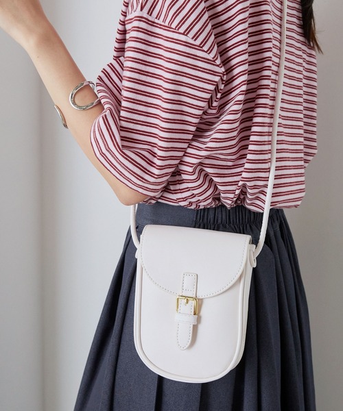 forksy.（フォルクシー）の「【forksy.】ベルト付きミニショルダーバック（ショルダーバッグ・レディース・ブラウン/ブラック/イエロー/ホワイト・FREE）」の2枚目の写真