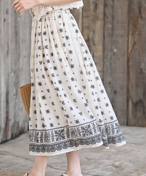 rps（アールピーエス）の「コットンボイルギャザースカート（スカート・レディース・ブラック系その他2/ブラック系その他3/ブルー/グリーン/ライトグリーン/ベージュ系その他/カーキ/ピンク/パープル/チャコールグレー/ネイビー/ブラック/グレー/アイボリー/ブルー系その他2・フリー）」の21枚目の写真