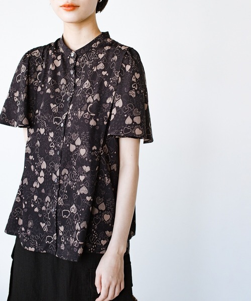 haco!(ハコ)の「みんなの描いたハートが集まって生地ができた!のでブラウス仕立ててみたよ haco! FACTORY with ah(attach heart)!(シャツ/ブラウス・レディース・ブラック系その他・SMALL/MEDIUM/LARGE/X-LARGE)」の16枚目の写真