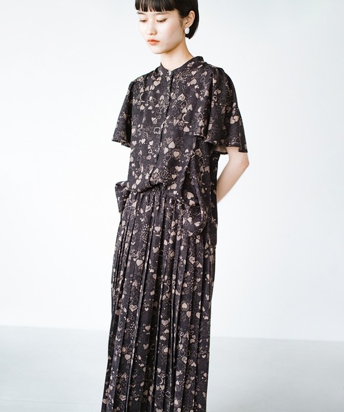 haco!(ハコ)の「みんなの描いたハートが集まって生地ができた!のでブラウス仕立ててみたよ haco! FACTORY with ah(attach heart)!(シャツ/ブラウス・レディース・ブラック系その他・SMALL/MEDIUM/LARGE/X-LARGE)」の8枚目の写真