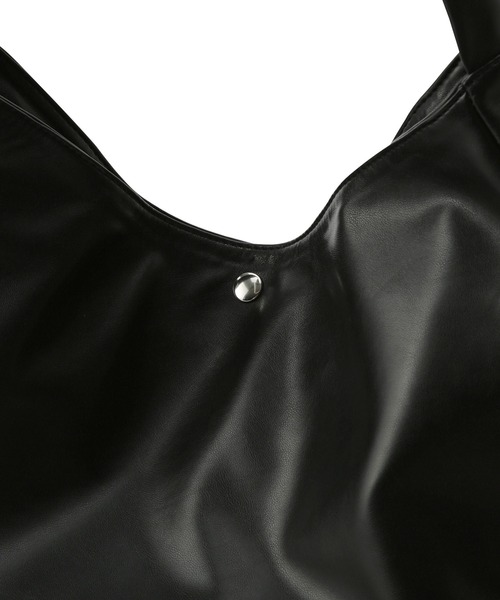 JUNRED（ジュンレッド）の「リボンショルダービッグバッグ（ショルダーバッグ・メンズ・ブラック/ネイビー・FREE）」の16枚目の写真