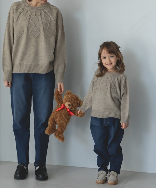 pairmanon（ペアマノン）の「【かぞくおそろい】ニット 求心柄 ケーブル編み プルオーバー（ニット/セーター・キッズ・チャコールグレー/ベージュ/ブラウン/レッド/ブルー/アイボリー・XS/M/S/L）」の4枚目の写真