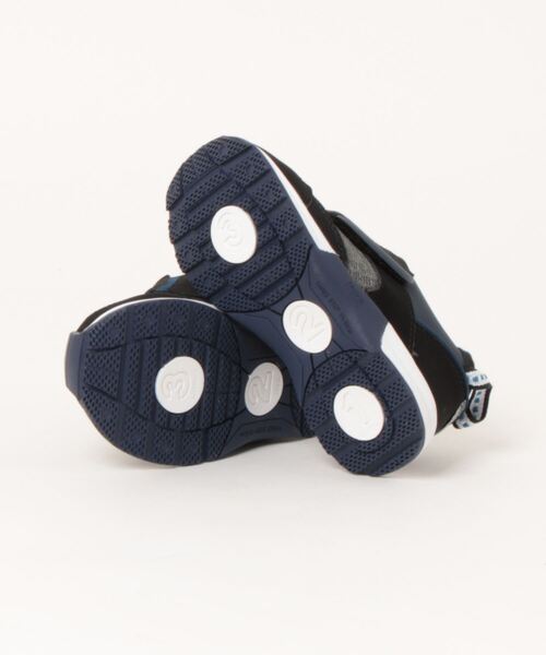 IFME（イフミー）の「IFME イフミー joob ジョーブ キッズ ワンベルトスニーカー 30-3808（スニーカー・キッズ・ブラック/カーキ・16.5cm/17.5cm/16.0cm/15.0cm/18.0cm/17.0cm/19.0cm/18.5cm/15.5cm）」の4枚目の写真