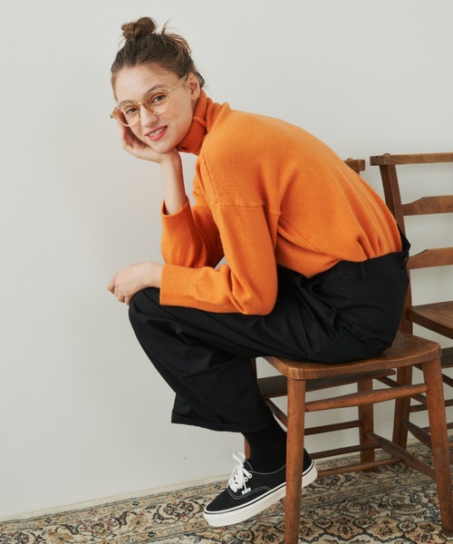 EDIT Gris（エディットグリ）の「オーバーサイズタートルネックニット（ニット/セーター・レディース・グリーン/レッド/オレンジ/ブラック・FREE）」の10枚目の写真