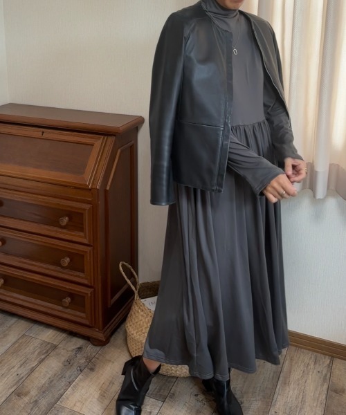 Ritzy(リッツィー)の「ロング丈 ハイネックワンピース(ワンピース・レディース・グレー/ブラック・L/M)」の9枚目の写真