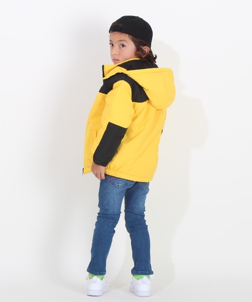 BABYDOLL（ベビードール）の「親子お揃い 中綿ブルゾン8644K（ダウンジャケット/コート・キッズ・パープル/レッド/ベージュ/マスタード/ブルー/グリーン/ブラック/チャコールグレー・110cm/120cm/140cm/130cm/90cm/150cm/100cm）」の21枚目の写真